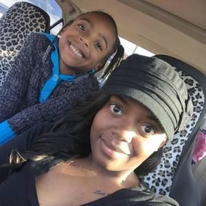 Meet your Posher, Adriana